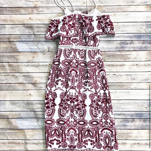 Saylor Eyelet Cassie midi dress - Picture 2 of 5